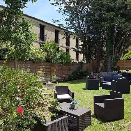 Aparthotel Le Clos De Celony 3*